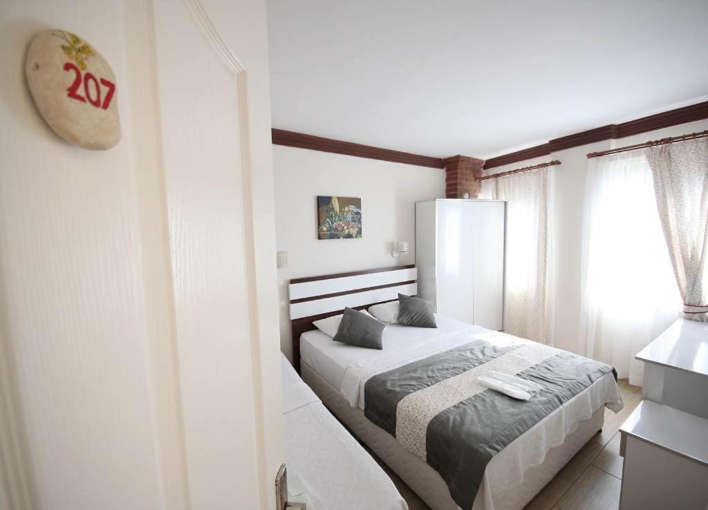 Lavinya Otel Bozcaada Bagian luar foto